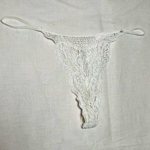 Vintage Victoria’s Secret Delicate White Lace Thong